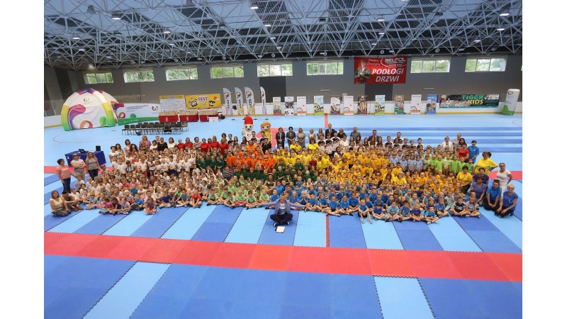 Mali Wspaniali - 2.jpg