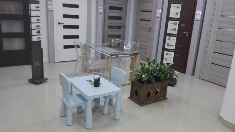 Wprowadziliśmy kąciki dla dzieci w sklepach BEL-POL - 2.jp