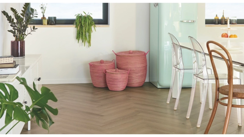 Podłogi w jodełkę - najlepszy trend w wykończeniu wnętr